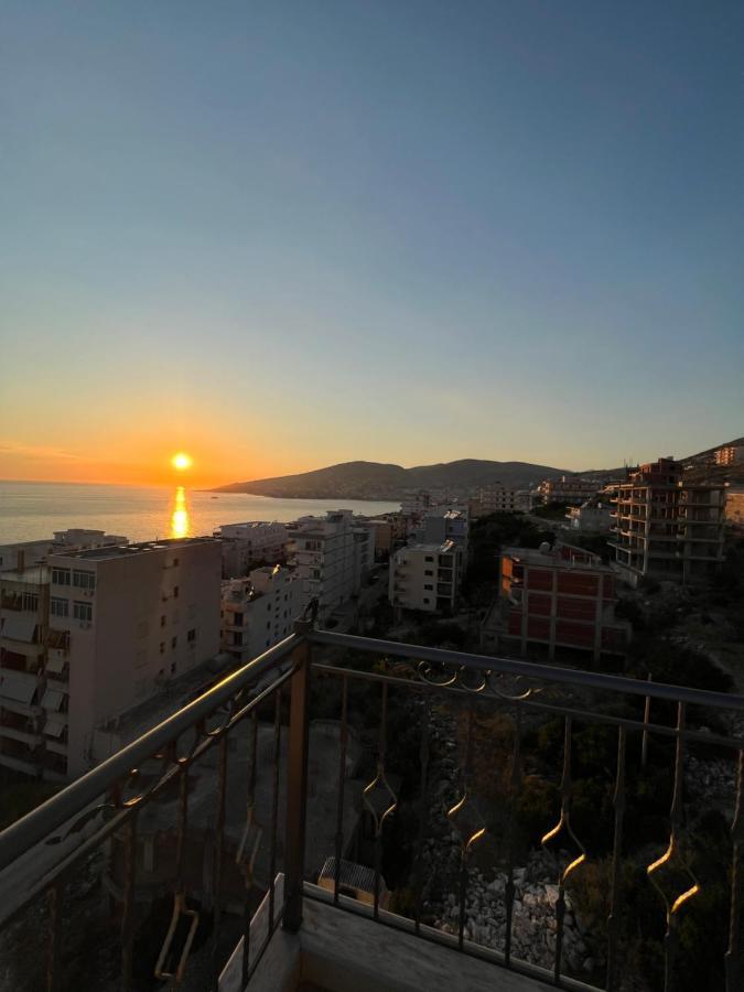 Paradise Apartment Sarandë エクステリア 写真