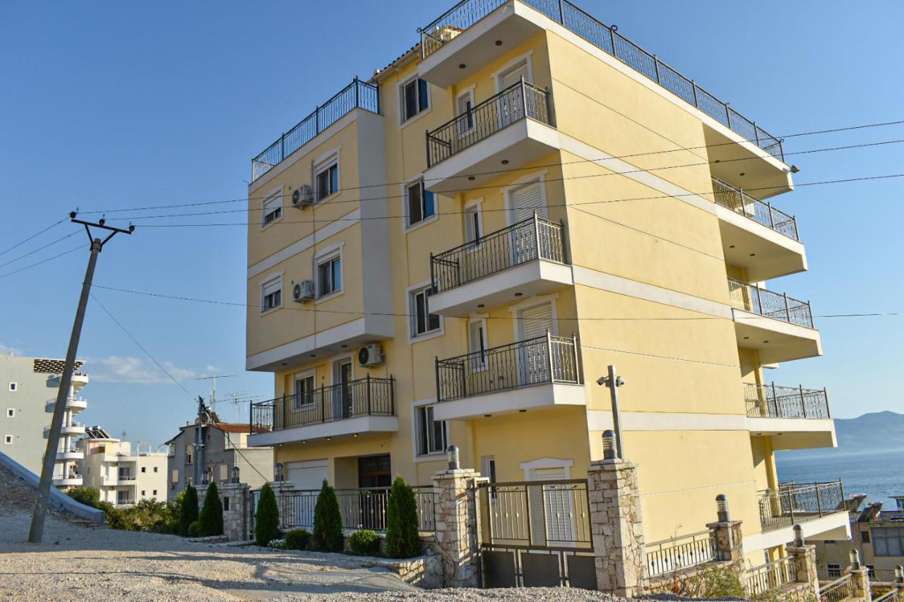 Paradise Apartment Sarandë エクステリア 写真
