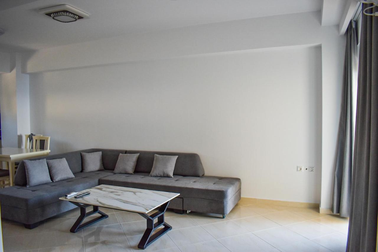 Paradise Apartment Sarandë エクステリア 写真