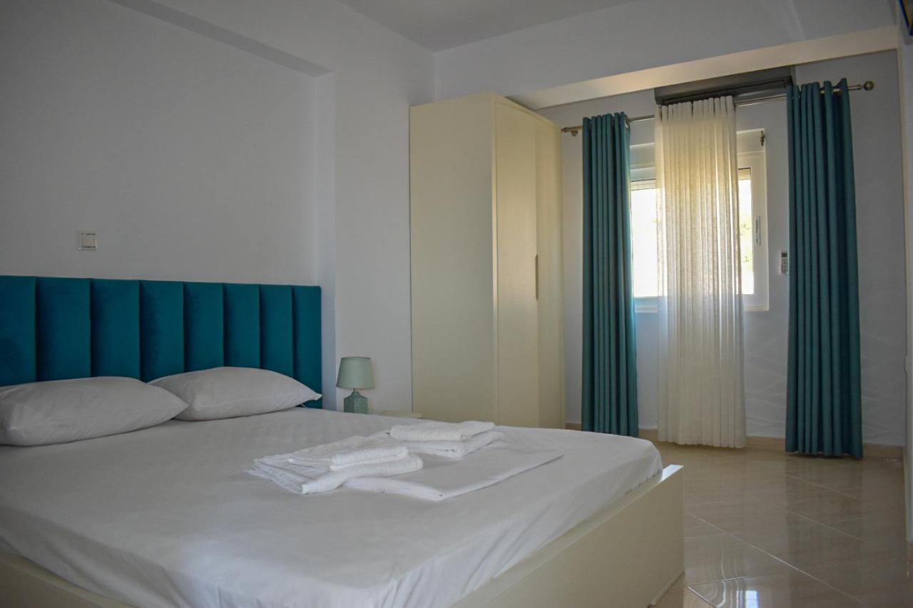 Paradise Apartment Sarandë エクステリア 写真