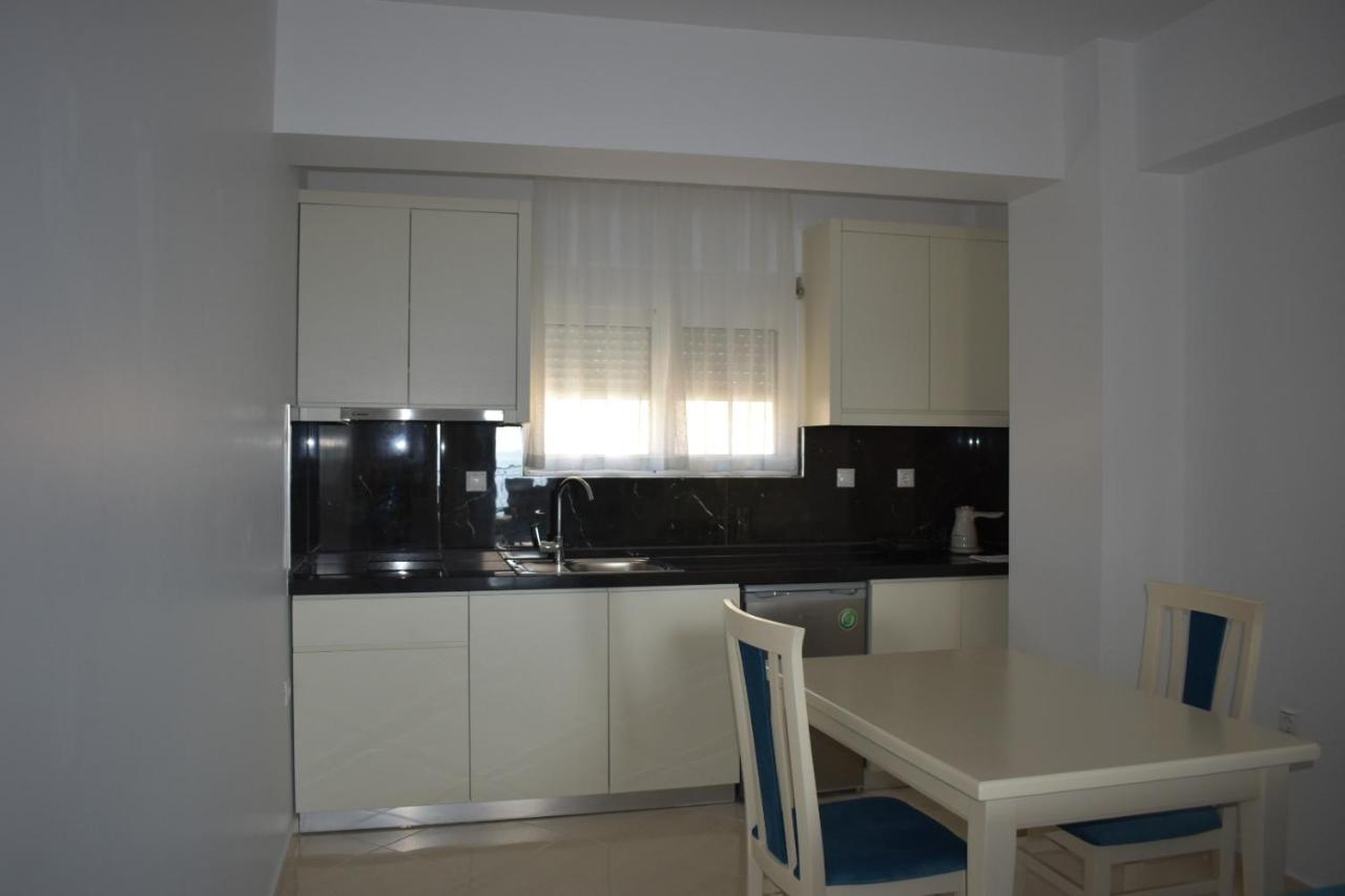 Paradise Apartment Sarandë エクステリア 写真